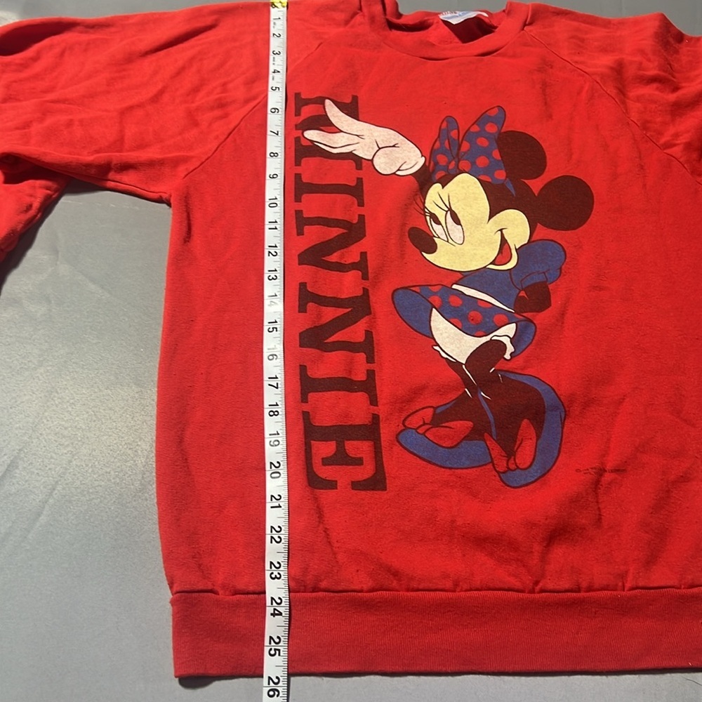 Vintage Minnie Mouse sweatshirt - Picture 6 of 8